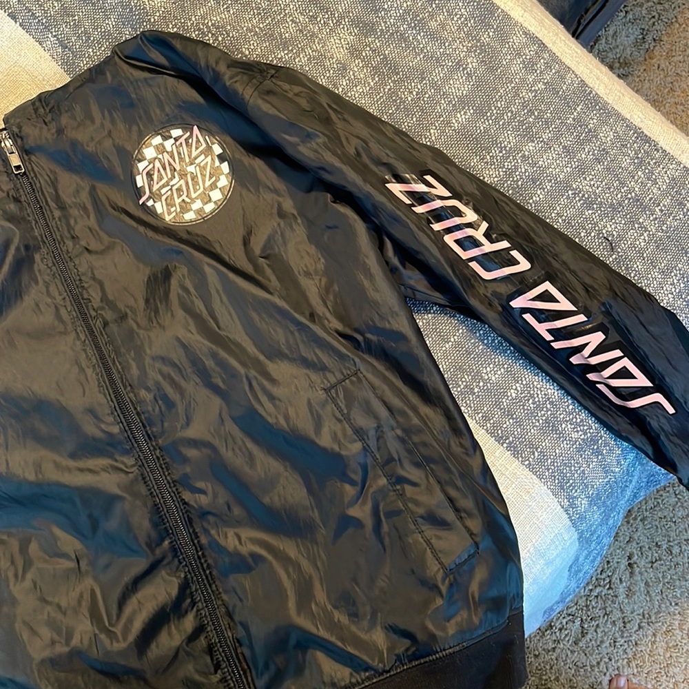 Santa Cruz windbreaker